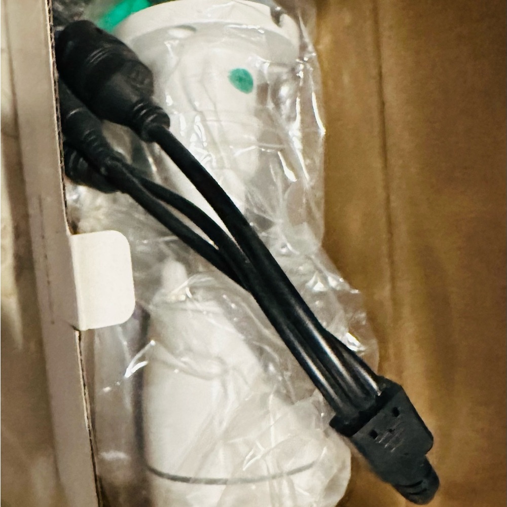 Security camera - Picture 2 of 7